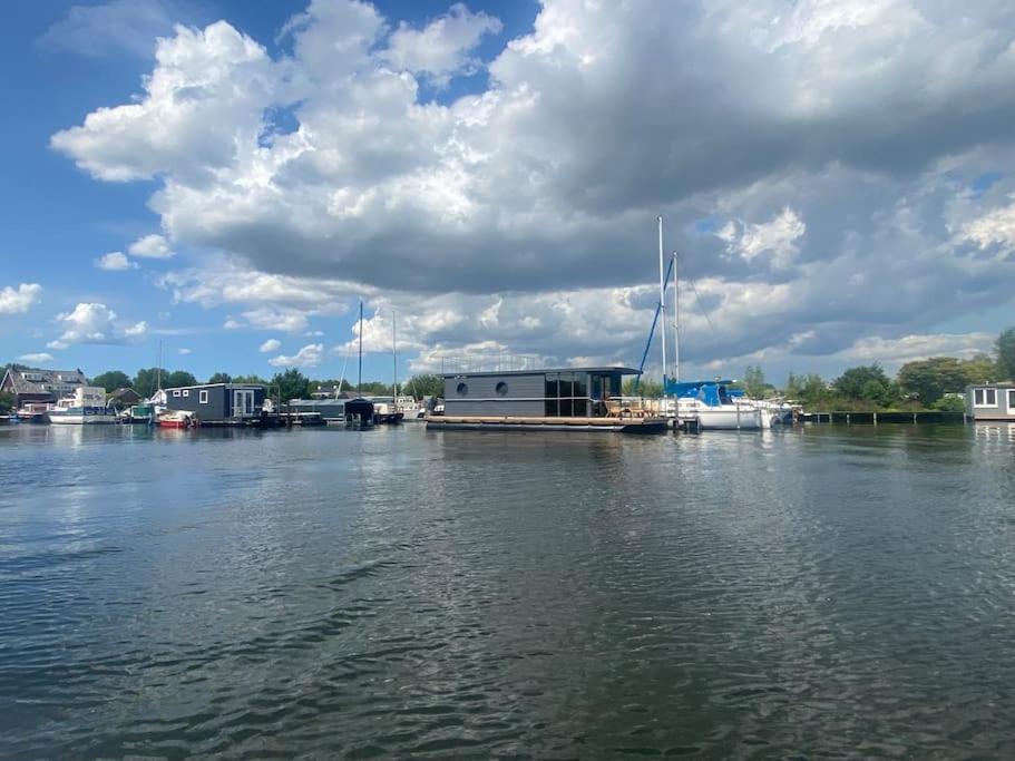 La Mare Houseboat Hotell Nederhorst den Berg Eksteriør bilde